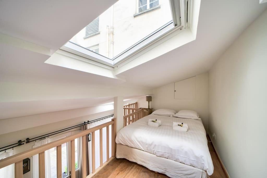 Superbe Maisonnette Neuve Au Coeur De Párizs Kültér fotó