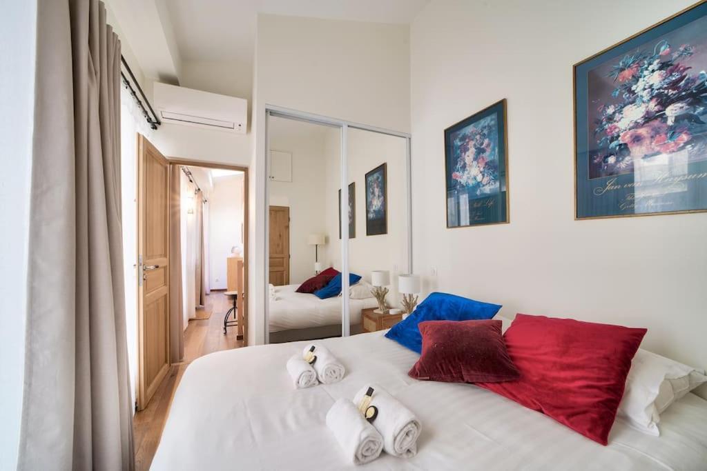 Superbe Maisonnette Neuve Au Coeur De Párizs Kültér fotó